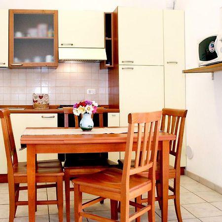 Residence Teclini Кастильоне-делла-Пеская Экстерьер фото